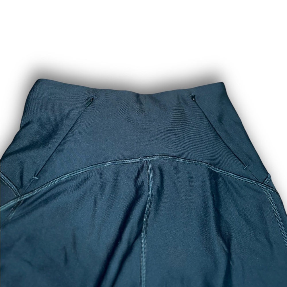 Lululemon chase the chill hi rise pants - Picture 14 of 15